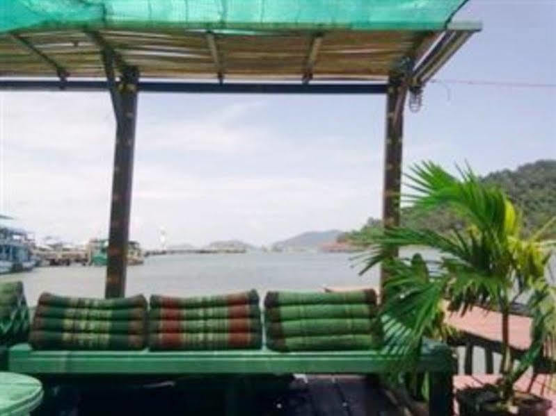 Oceanblue Guesthouse Koh Chang Exteriör bild